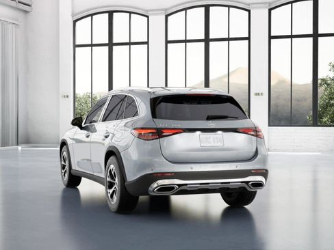 Used 2026 Mercedes-Benz GLC 350e 4MATIC image 25