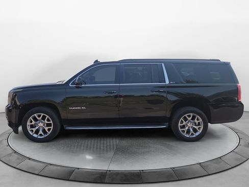 Used 2016 GMC Yukon XL SLT w/ Open Road Package RWD image 2