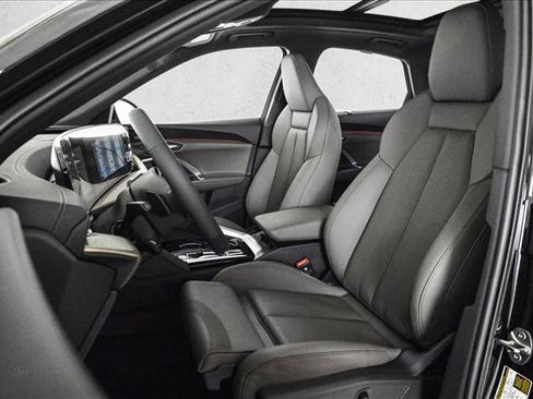 New 2025 Audi Q5 Premium Plus image 16