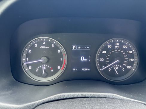 Used 2018 Hyundai Tucson Value AWD/4WD image 17