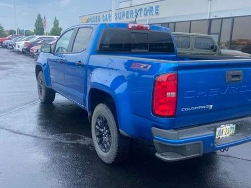 Used 2022 Chevrolet Colorado Z71 AWD/4WD image 7