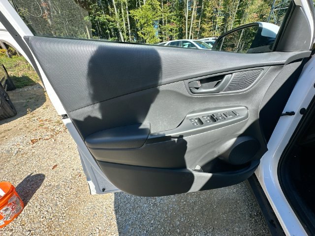 Used 2023 Hyundai Kona SEL FWD image 33