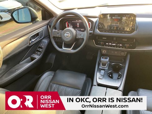 Used 2023 Nissan Rogue Platinum w/ Platinum Premium Package image 21