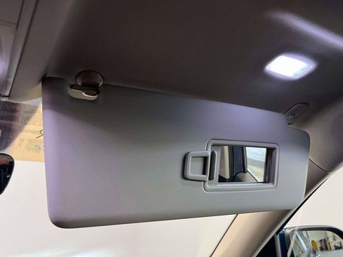 Used 2023 Volkswagen Atlas SEL image 34