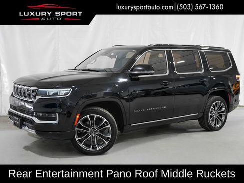 Used 2022 Jeep Grand Wagoneer Series III w/ Rear Seat Video Group 1 AWD/4WD image 1