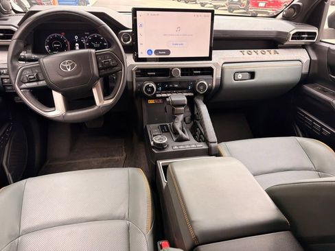 Used 2025 Toyota 4Runner Trailhunter AWD/4WD image 19
