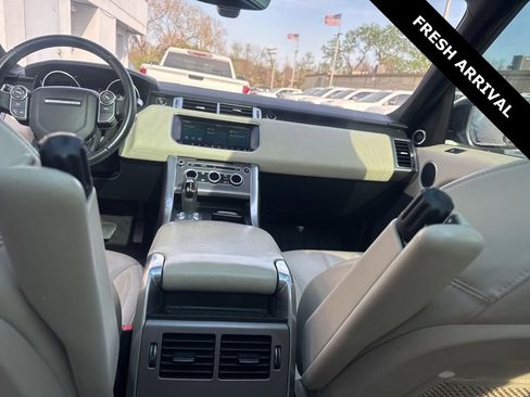 Used 2017 Land Rover Range Rover Sport HSE image 13