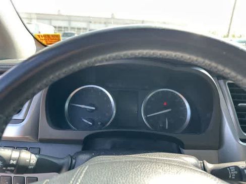 Used 2017 Toyota Highlander Limited Platinum image 14