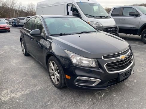 Used 2015 Chevrolet Cruze LT image 3