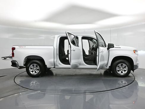 Used 2023 Chevrolet Silverado 1500 LT w/ LPO, Dark Essentials Package AWD/4WD image 5