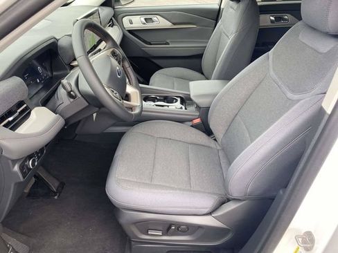 New 2026 Ford Explorer Active AWD/4WD image 12