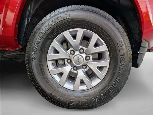 Used 2019 Toyota Tacoma SR5 image 21