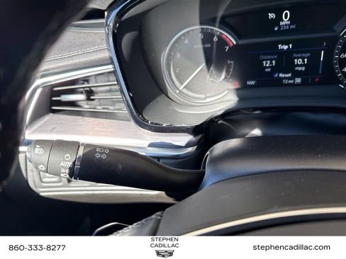 New 2026 Cadillac XT5 Luxury image 17