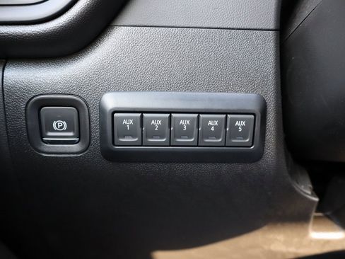 New 2025 Chevrolet Silverado 2500 W/T w/ WT Convenience Package image 15