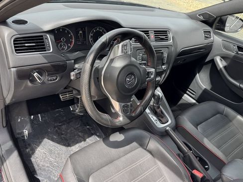 Used 2014 Volkswagen Jetta GLI Edition 30 FWD image 15