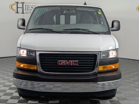 Used 2024 GMC Savana 2500 w/ Driver Convenience Package RWD image 3