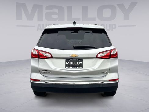 Used 2018 Chevrolet Equinox LT image 4