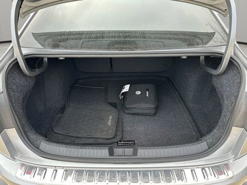 Used 2020 Volkswagen Jetta S w/ Driver Assistance Package image 28