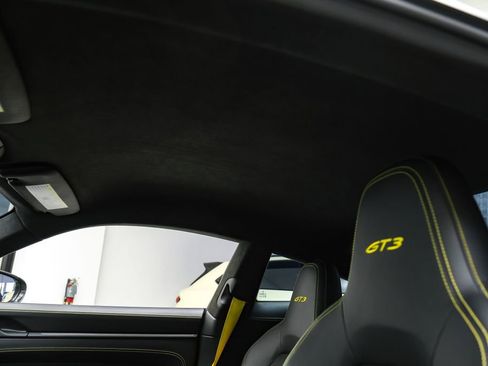 Used 2022 Porsche 911 GT3 RWD image 29