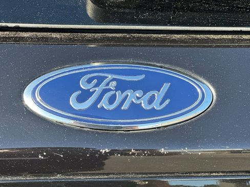 Certified 2023 Ford Explorer ST-Line w/ Class IV Trailer Tow Package image 32