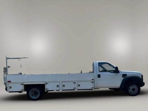 Used 2008 Ford F450 XLT RWD image 4
