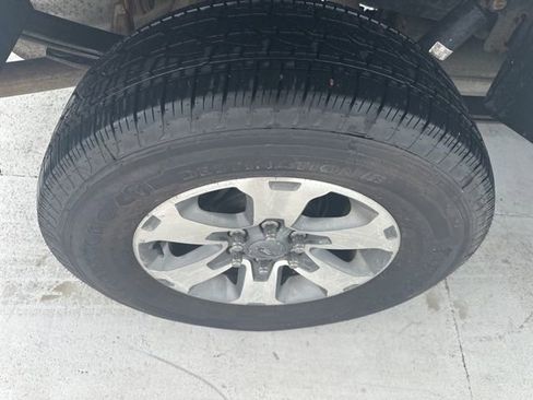 Used 2014 Ford F150 FX4 w/ Equipment Group 401A Mid AWD/4WD image 8