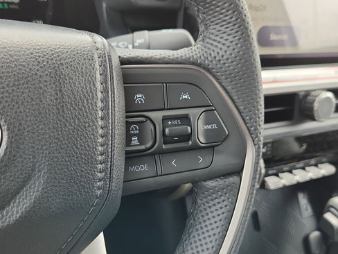 New 2026 Toyota Tacoma TRD Off-Road AWD/4WD image 17