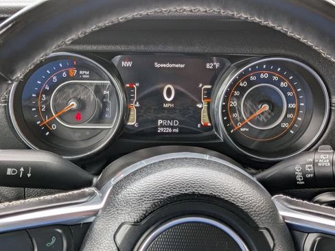 Used 2022 Jeep Wrangler Unlimited Sahara w/ LED Lighting Group AWD/4WD image 26