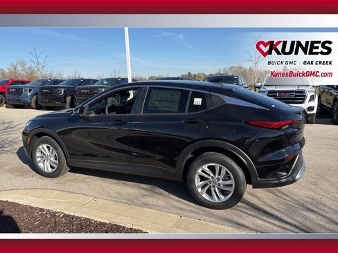 New 2026 Buick Envista Preferred image 5