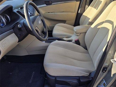 Used 2010 Hyundai Sonata GLS image 9