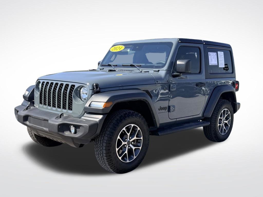 Used 2024 Jeep Wrangler Sport AWD/4WD image 2