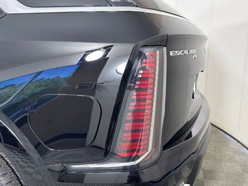 New 2025 Cadillac Escalade IQ Luxury 2 AWD/4WD image 11