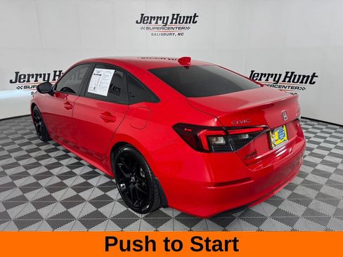Used 2025 Honda Civic Sport image 9