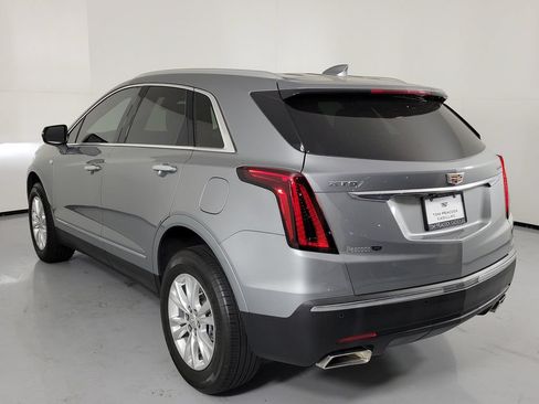 Certified 2025 Cadillac XT5 Luxury FWD image 4