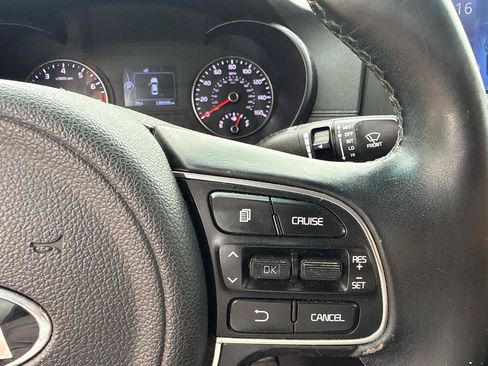 Used 2016 Kia Optima LX FWD image 17