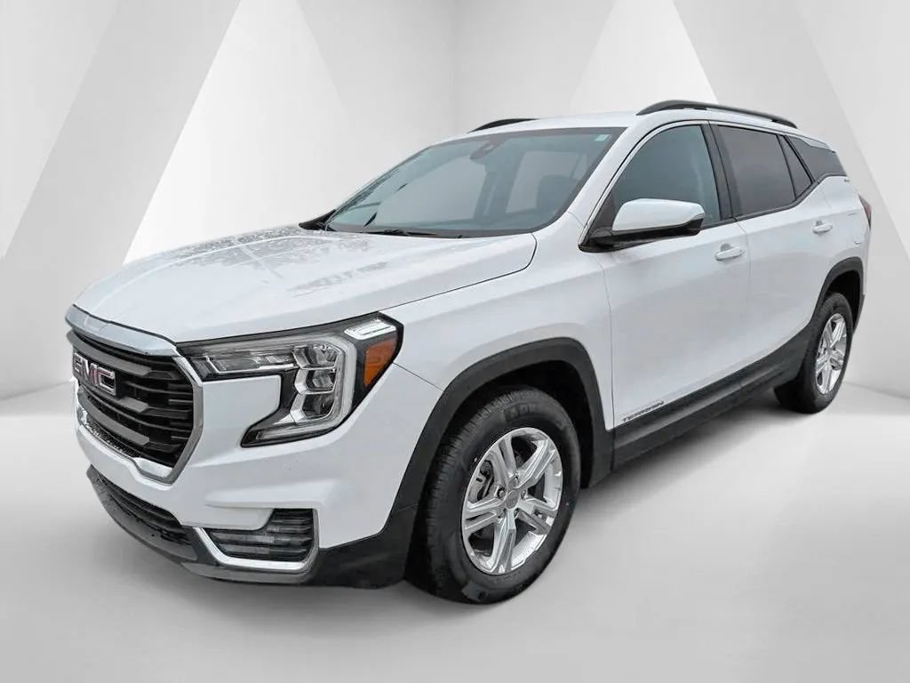 Used 2022 GMC Terrain SLE w/ Driver Convenience Package AWD/4WD image 4