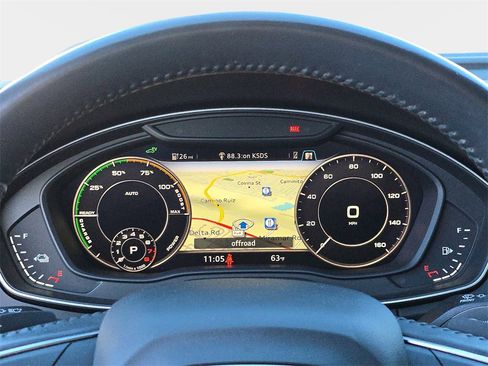 Used 2020 Audi Q5 e Prestige w/ Prestige Package image 26