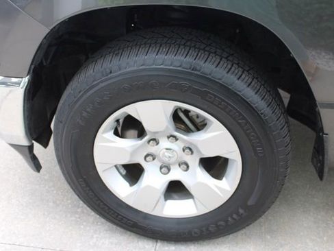 Used 2019 RAM 1500 Big Horn image 11