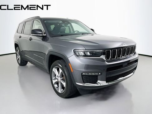 Used 2023 Jeep Grand Cherokee L Limited w/ Trailer Tow Group (B) AWD/4WD image 5