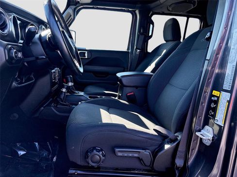 Used 2022 Jeep Wrangler Unlimited Sahara w/ LED Lighting Group image 26