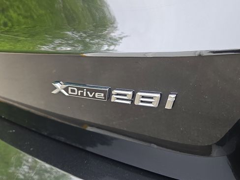 Used 2023 BMW X1 xDrive28i w/ M Sport Package AWD/4WD image 32