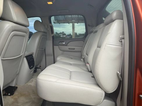 Used 2007 Chevrolet Avalanche LTZ w/ LTZ Preferred Equipment Group RWD image 20