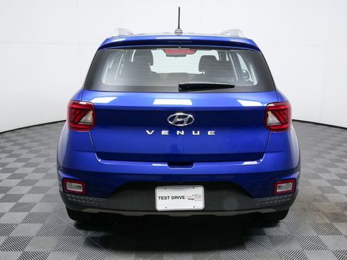 Used 2023 Hyundai Venue Limited w/ Cargo Package image 28