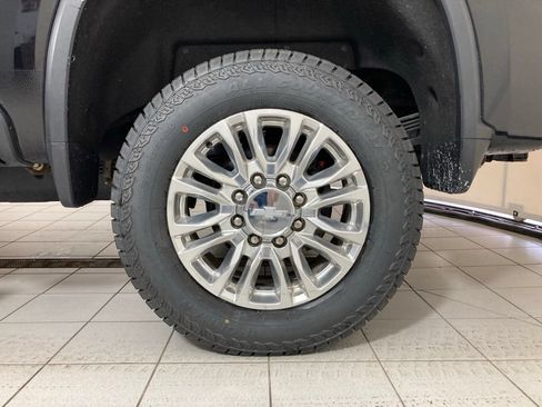 Used 2020 Chevrolet Silverado 2500 High Country w/ Technology Package AWD/4WD image 29