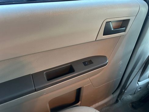 Used 2008 Ford Escape XLT image 32