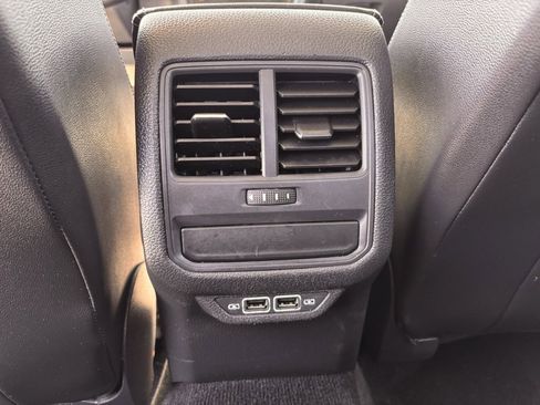 Used 2020 Volkswagen Passat 2.0T SE image 22