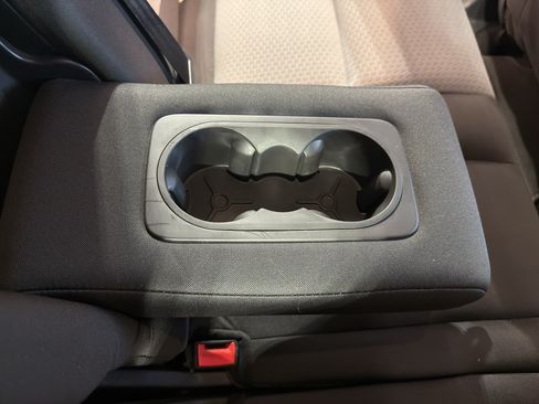 Used 2018 Ford Escape SE FWD image 29
