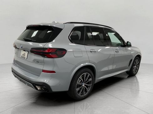 New 2026 BMW X5 xDrive40i AWD/4WD image 3