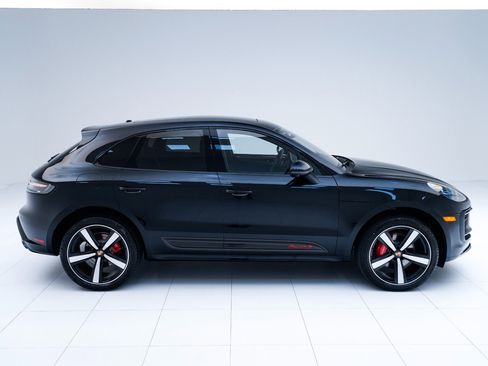 New 2026 Porsche Macan S image 8