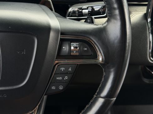 Used 2023 Lincoln Navigator L Reserve RWD image 18